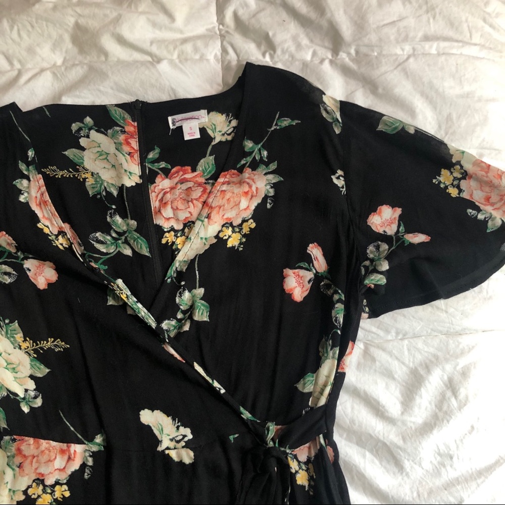 🔥Floral Wrap Plunge Dress